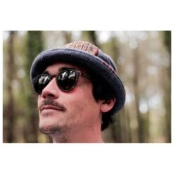 Lunettes De Soleil Moken Vision Leon Tortois Brown Cat.3 Polarized -Esprit Libre Outdoor a55d5b59c6de825e2b5de03b476d85741498ad61 E23MOKELUN352347 MOKE0214195 902