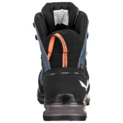 Chaussures De Randonnée Salewa Mtn Trainer 2 Mid Gtx W Dark Denim Black -Esprit Libre Outdoor b394e04a7f2af70459fd98842e718dd5bc9c2c1d E23SALECHA3360200 2